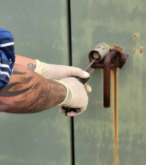 <h2>Latex Gloves</h2>