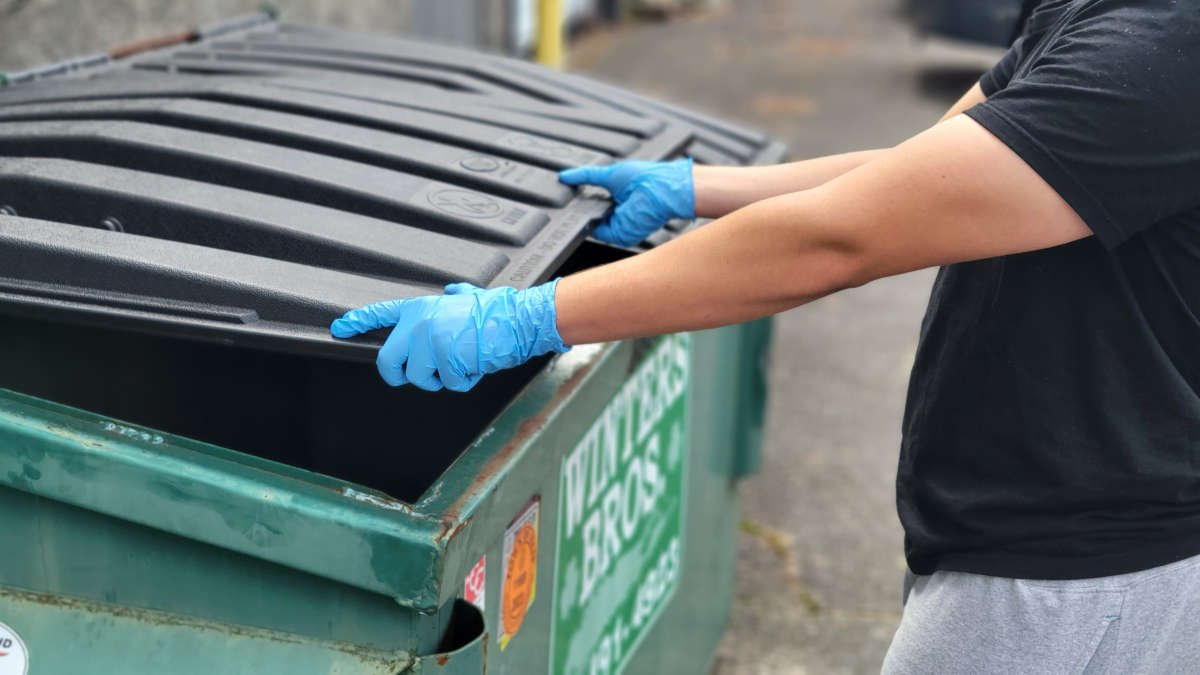 UNISAFE 6 Mil Blue Industrial Nitrile Gloves in a Bucket - UNISAFE GLOVES