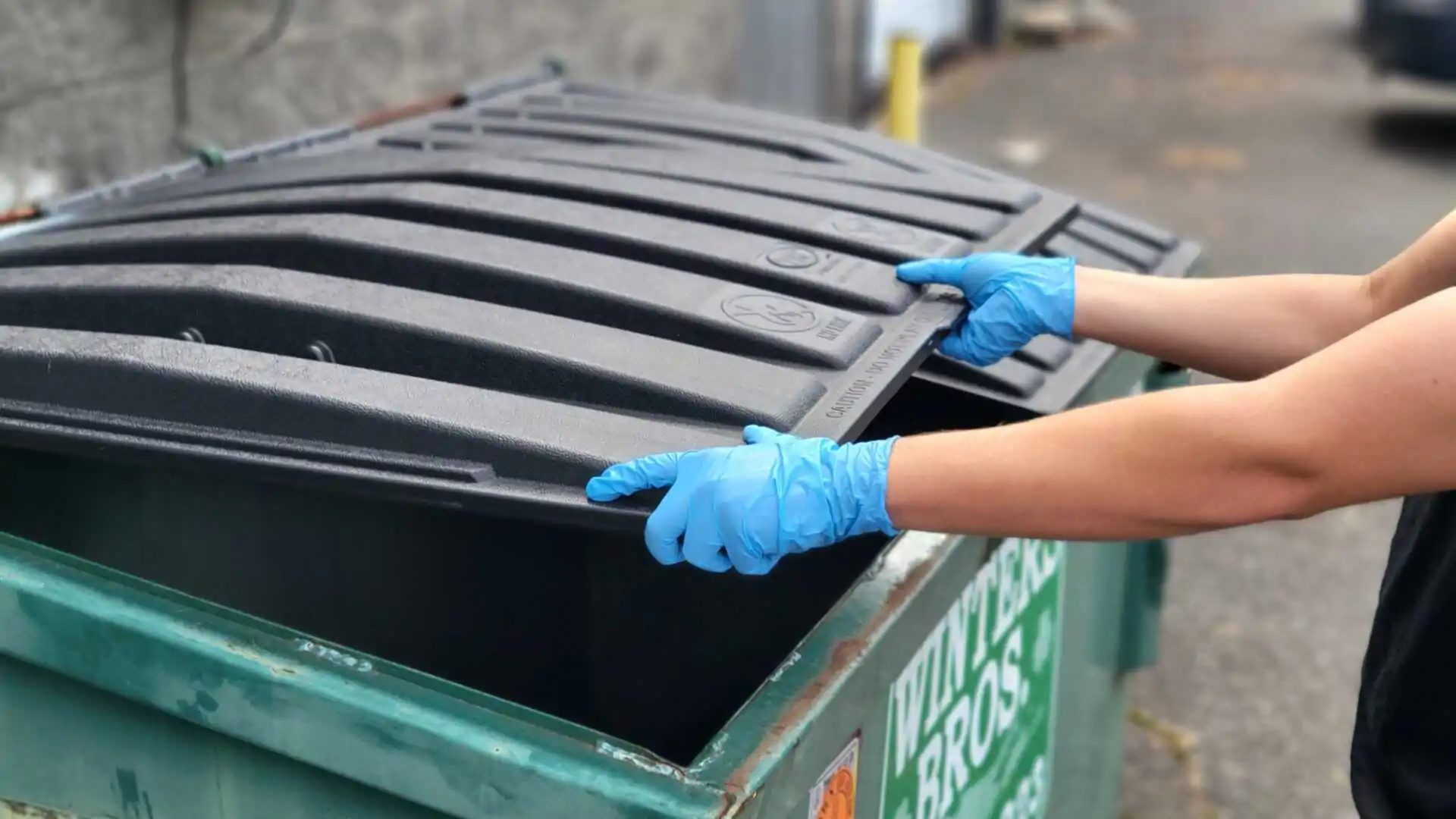 Disposable Nitrile Gloves. Shop Now.